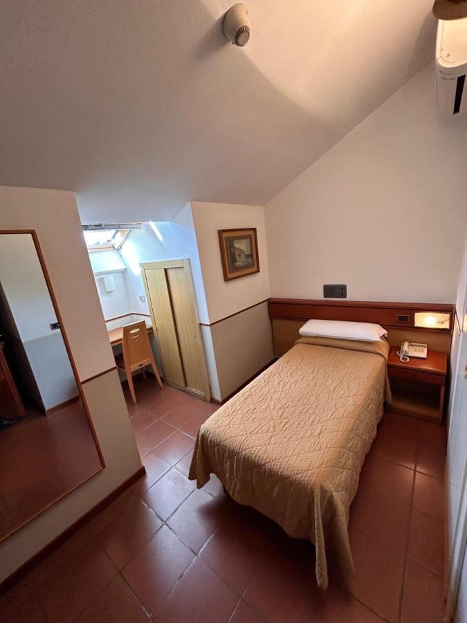 מילאנו Hotel Aspromonte מראה חיצוני תמונה