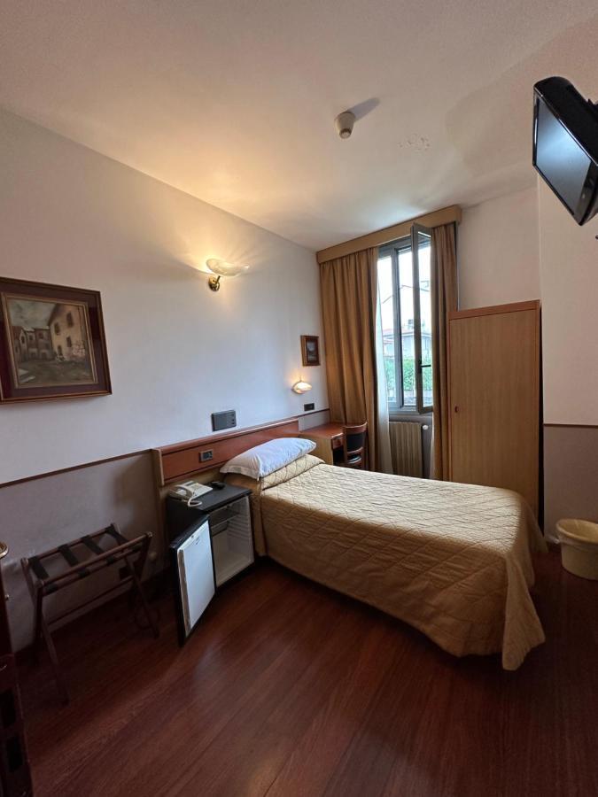 מילאנו Hotel Aspromonte מראה חיצוני תמונה