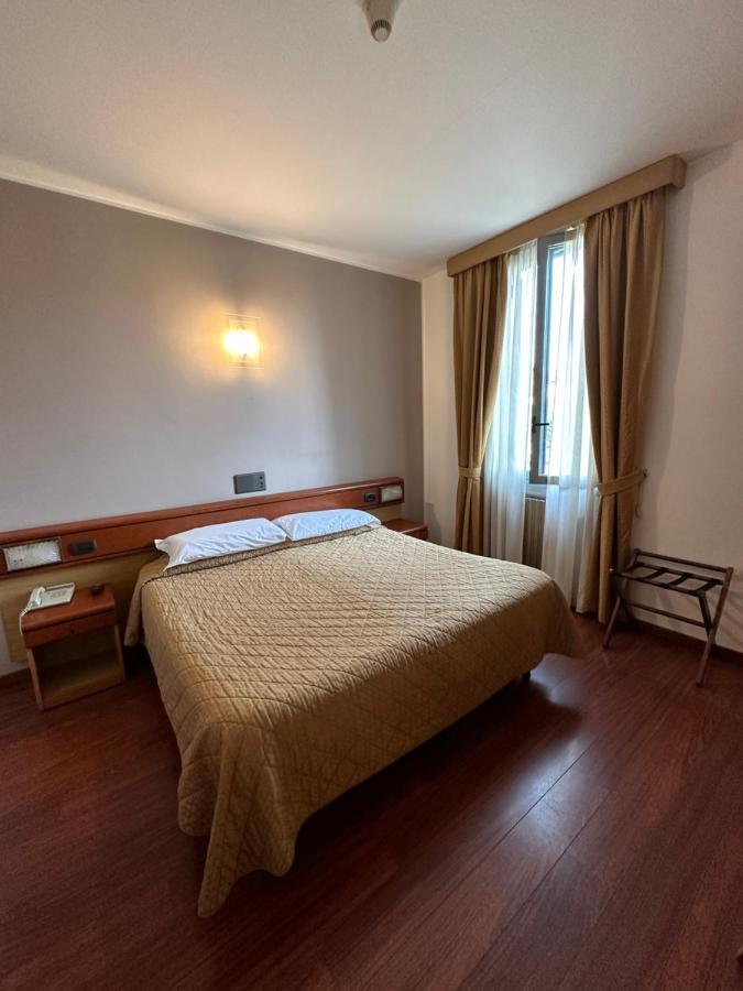 מילאנו Hotel Aspromonte מראה חיצוני תמונה