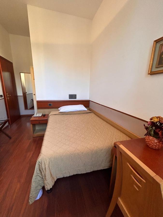 מילאנו Hotel Aspromonte מראה חיצוני תמונה