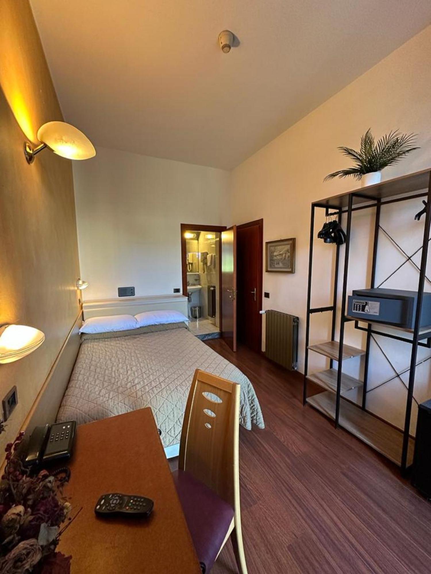 מילאנו Hotel Aspromonte מראה חיצוני תמונה