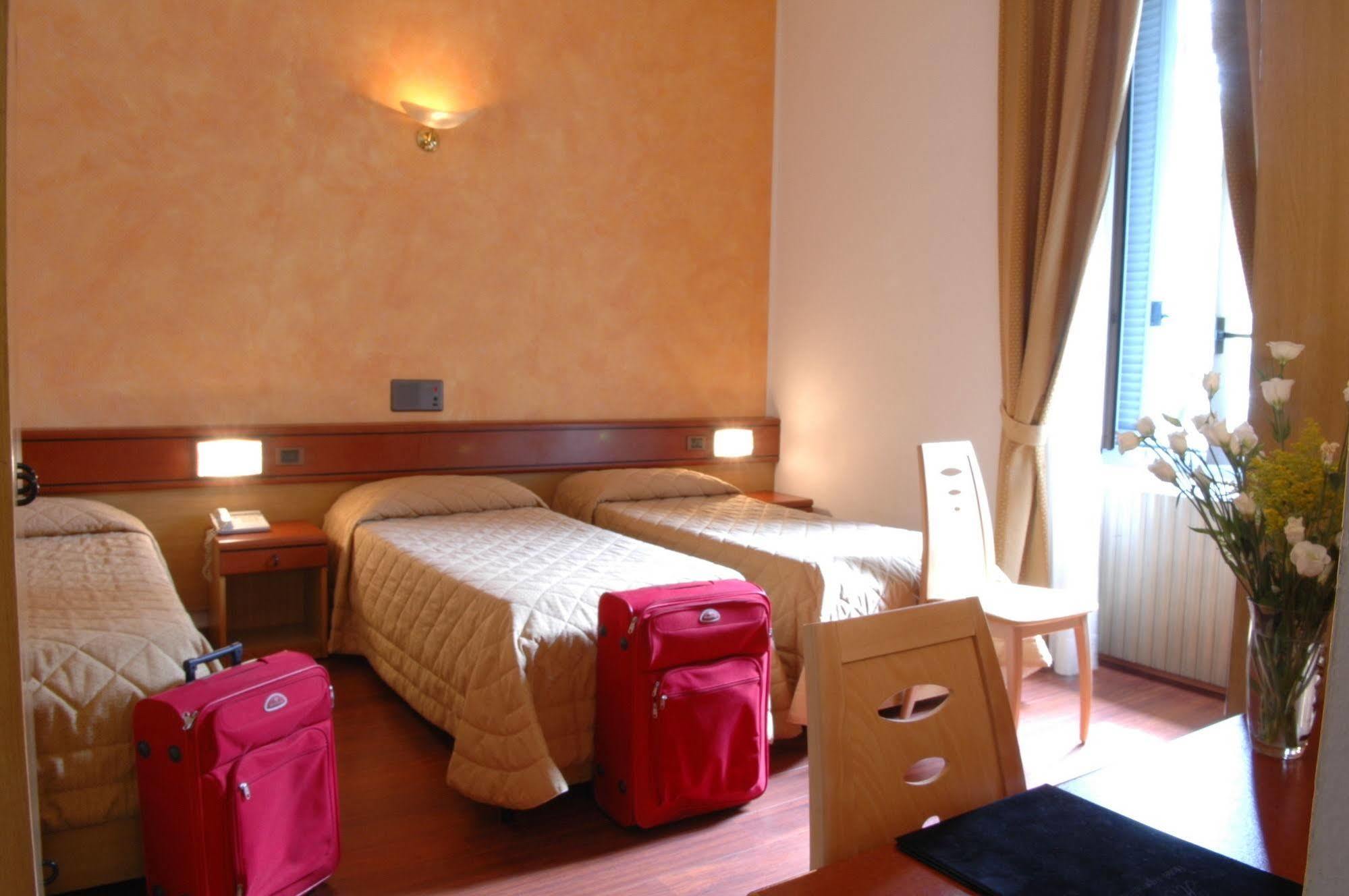 מילאנו Hotel Aspromonte מראה חיצוני תמונה